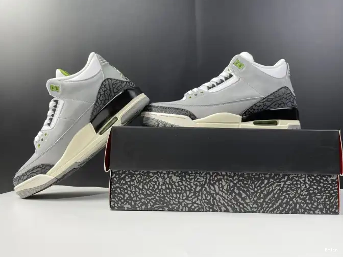 Bmlin Shoes Air Jordan 136064-006 3 Retro Chlorophyll 0602